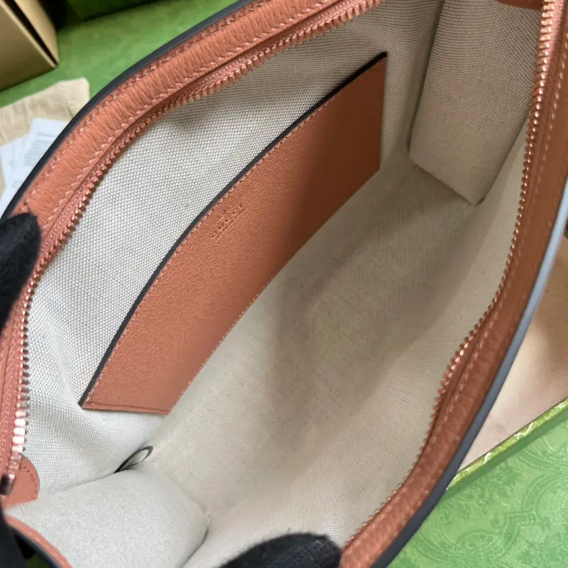 625549 CM 2 High-Quality Bags - Image 8