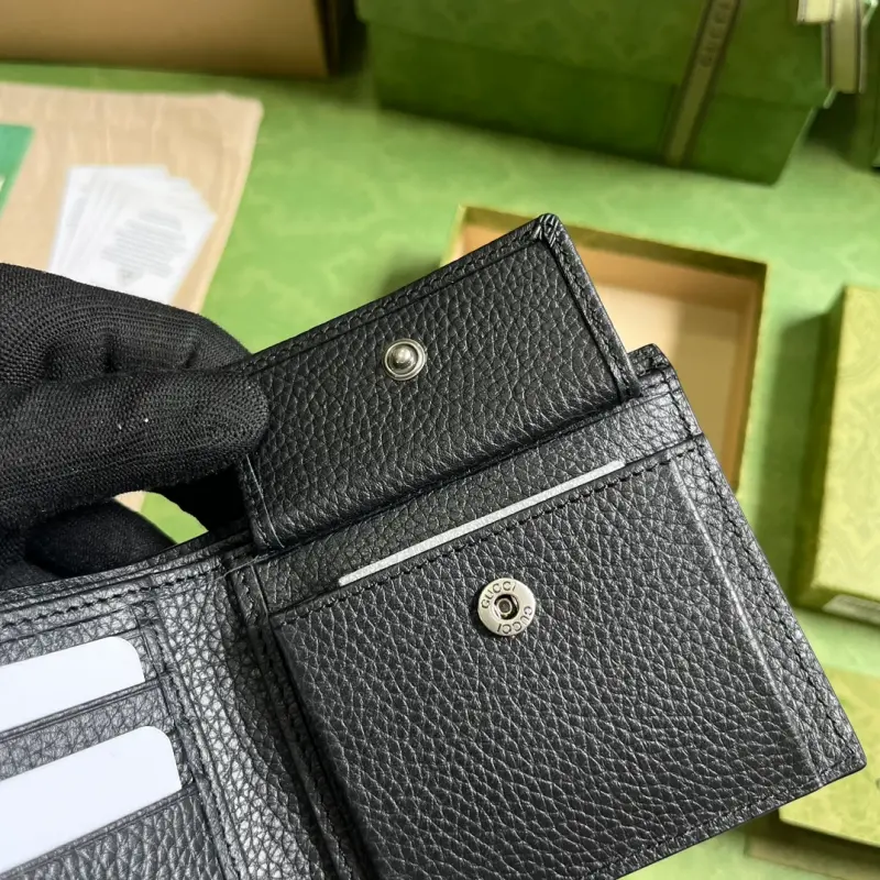 739479 CM 3 High-Quality Bags - Image 8