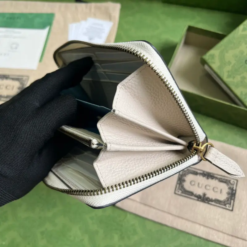 750458 CM 1 High-Quality Bags - Image 8