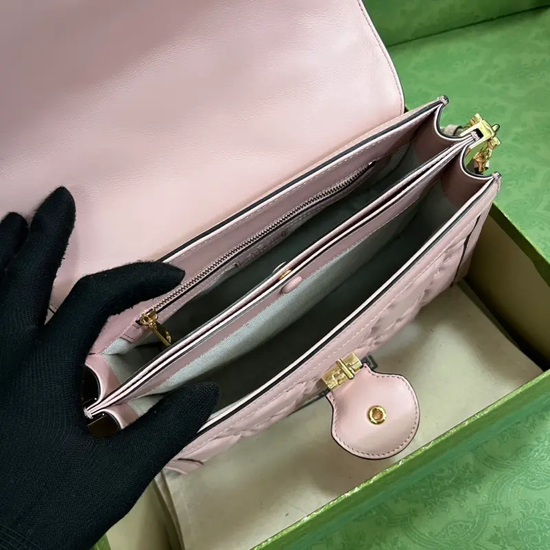 736877 CM 2 High-Quality Bags - Image 8