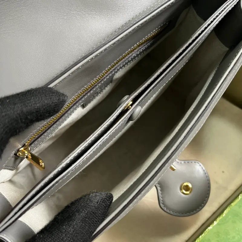 736877 CM 3 High-Quality Bags - Image 8