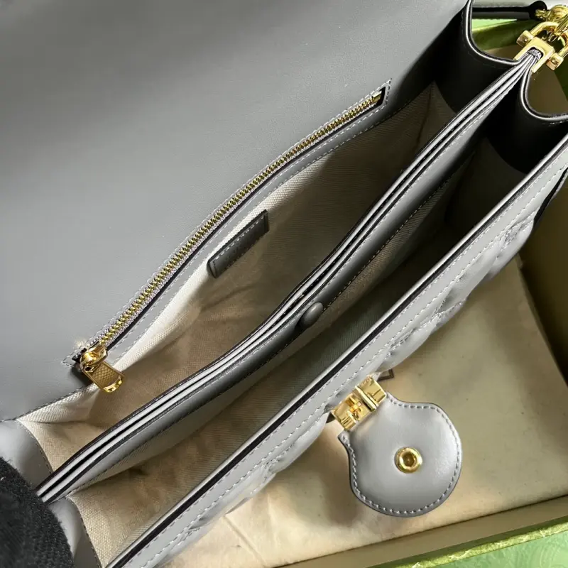 724529 CM 2 High-Quality Bags - Image 8