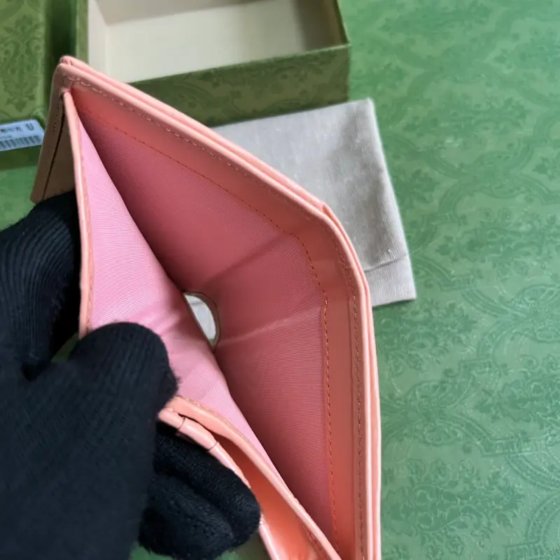 466492 CM 4 High-Quality Bags - Image 8