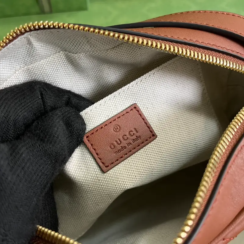 742360 CM 10 High-Quality Bags - Image 8