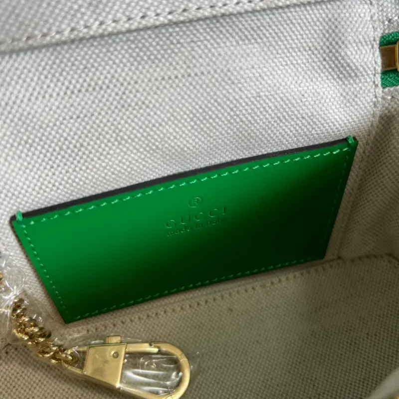 723770 CM 4 High-Quality Bags - Image 8