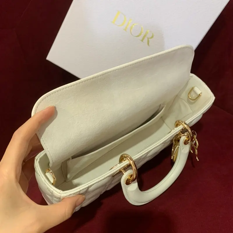 ML269 2 High Quality Bags - Image 8