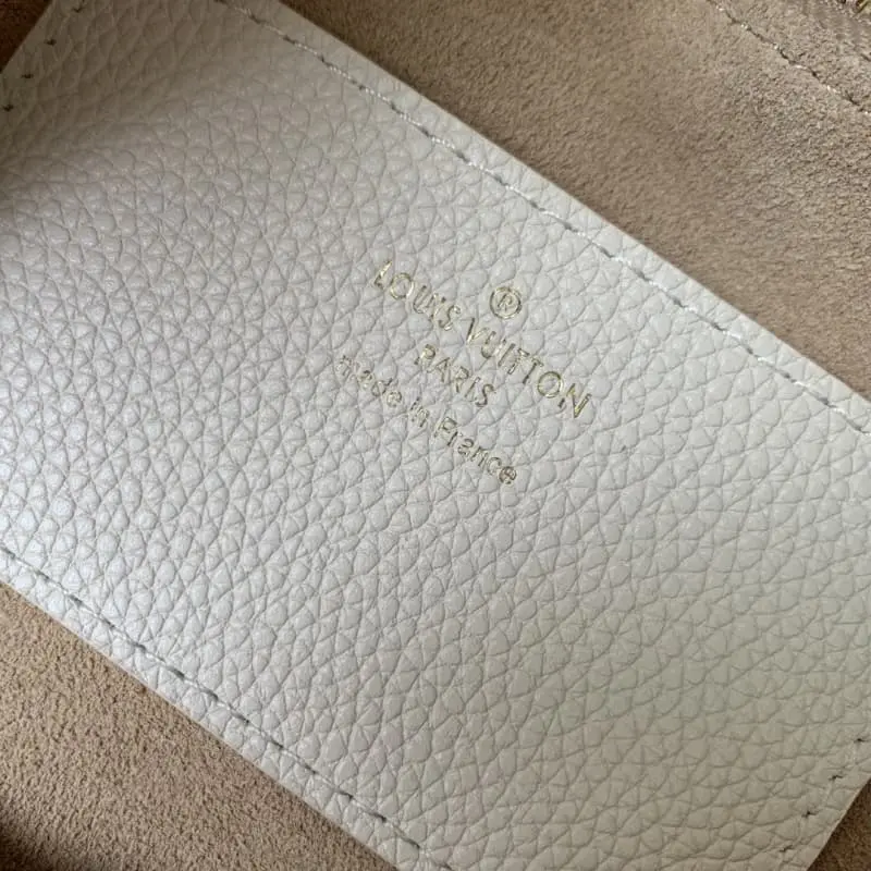 M25359 White 27x19x9cm High Quality Bags - Image 8