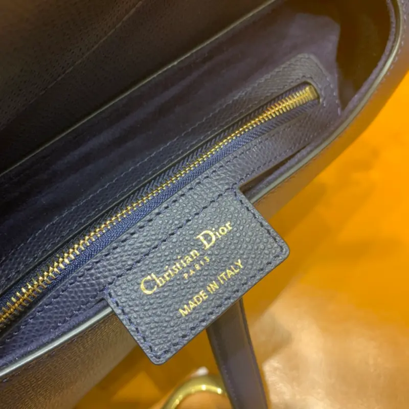 ML120 1 High Quality Bags - Image 8