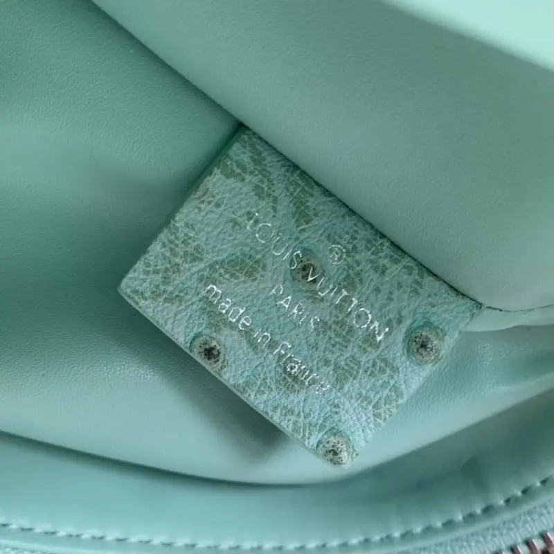 M25445 Fruit Green Ostrich Pattern 23x12x4cm High Quality Bags - Image 8