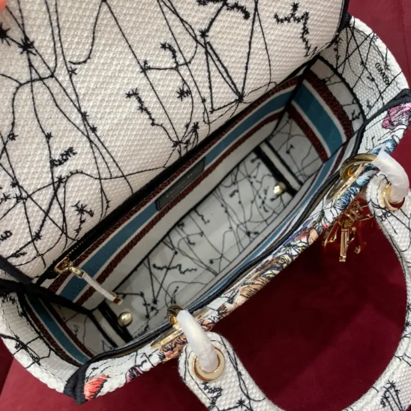 ML41 High Quality Bags - Image 8