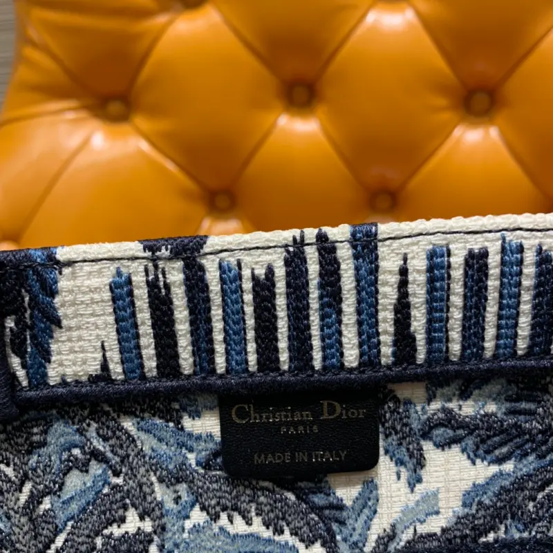 ML9 High Quality Bags - Image 8