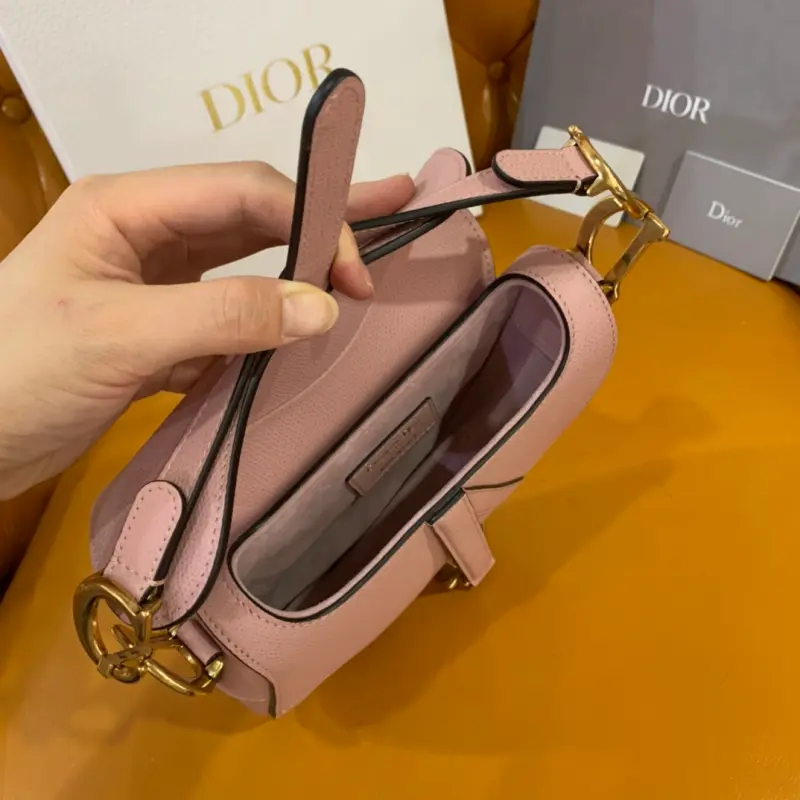 ML62 2 High Quality Bags - Image 8