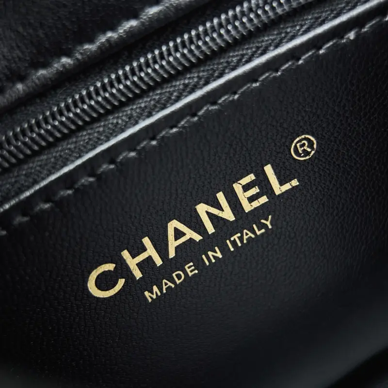 25p Wristband Handle Black High Quality Bags - Image 11