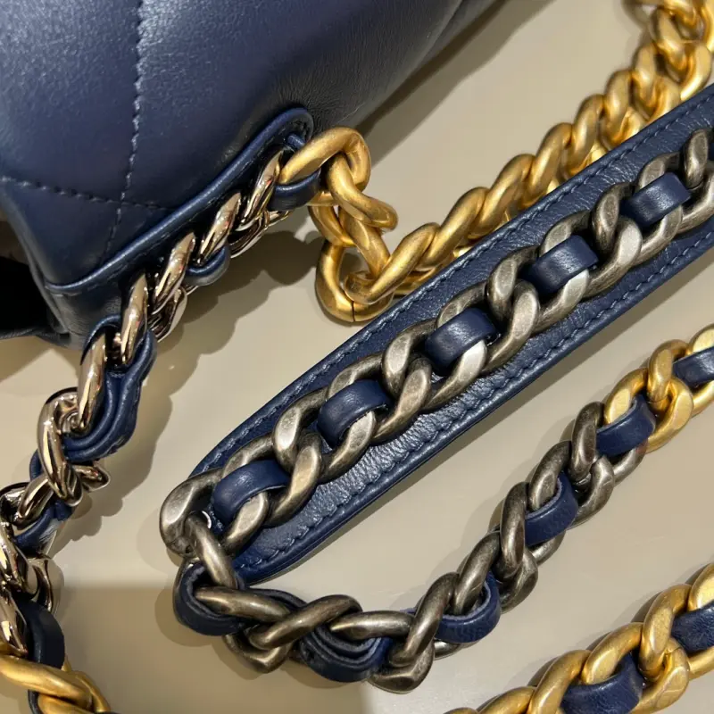 19Bag Small 26cm CM 2 High Quality Bags - Image 8