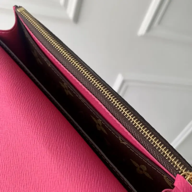 M60697HH133 Red 19x10cm High Quality Bags - Image 8