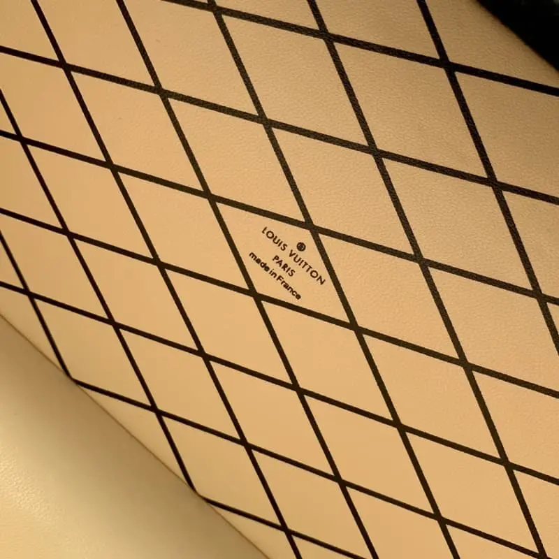 M11324 HH108 20x12.5x6cm High Quality Bags - Image 8