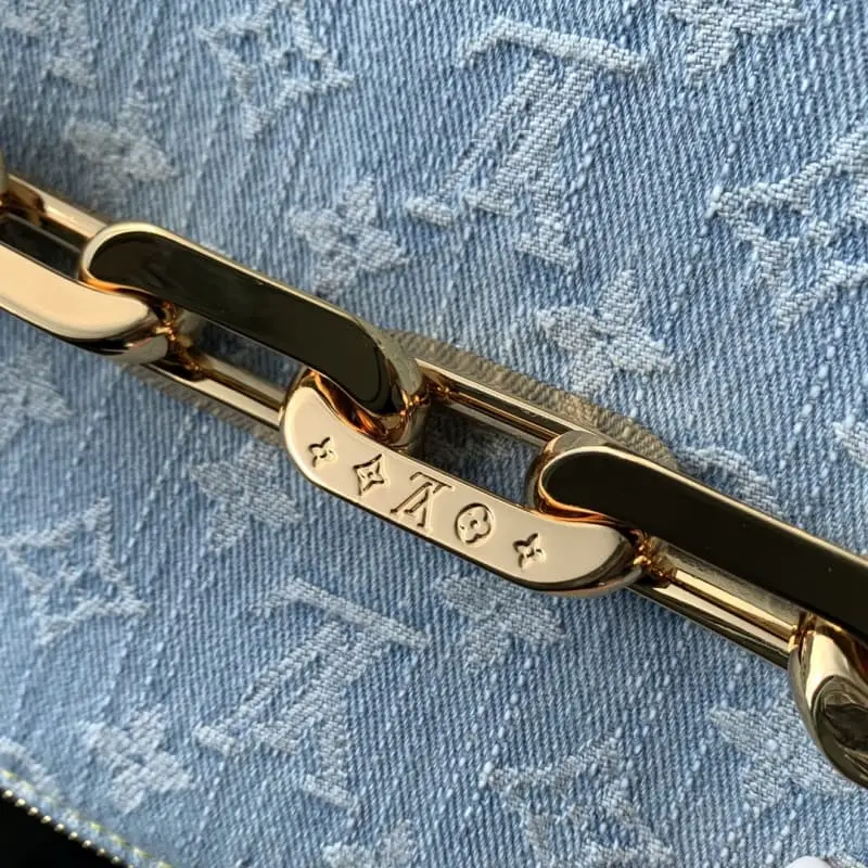 M11401 21x16x7cm High Quality Bags - Image 8