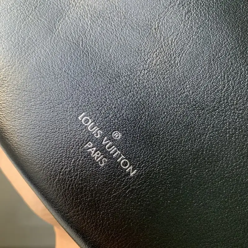 M25445 Black 23x12x4cm High Quality Bags - Image 8