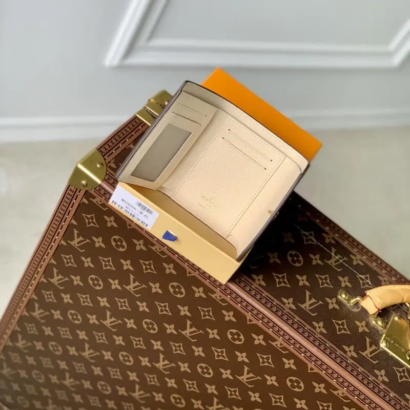 M60688 HH54 Beige High Quality Bags - Image 5