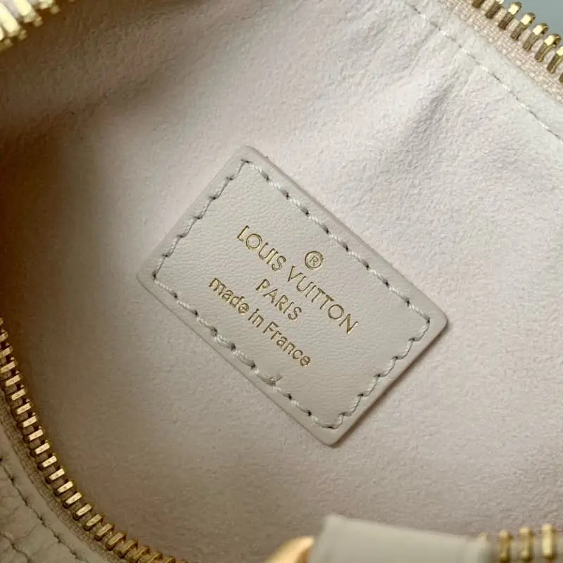 M40708 32x40x19cm High Quality Bags - Image 8