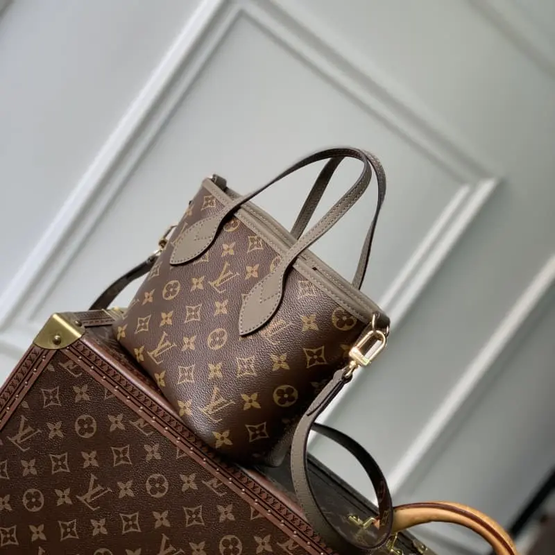 M12109 Grey 14x9x24cm High Quality Bags - Image 13