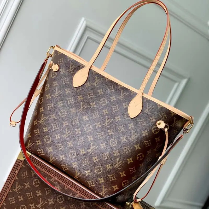 M12096 Red 31x29x14cm High Quality Bags - Image 9