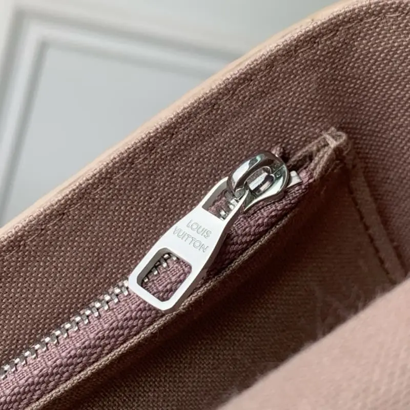 M13889 S1 18x11x6.5cm High Quality Bags - Image 7