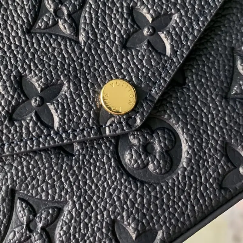 M83589 21x12x3cm High Quality Bags - Image 7