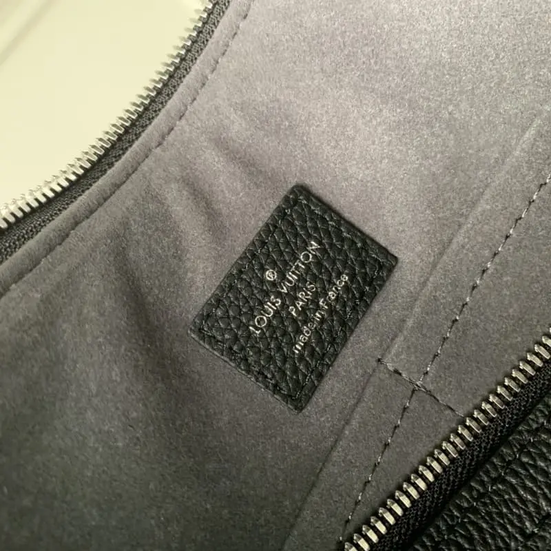 M24132 32x29x13cm High Quality Bags - Image 6