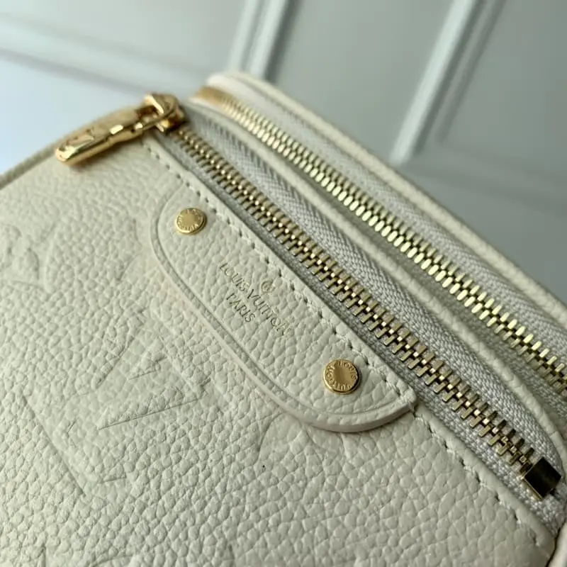 M82208 Beige embossed 17x12x9.5cm High Quality Bags - Image 7