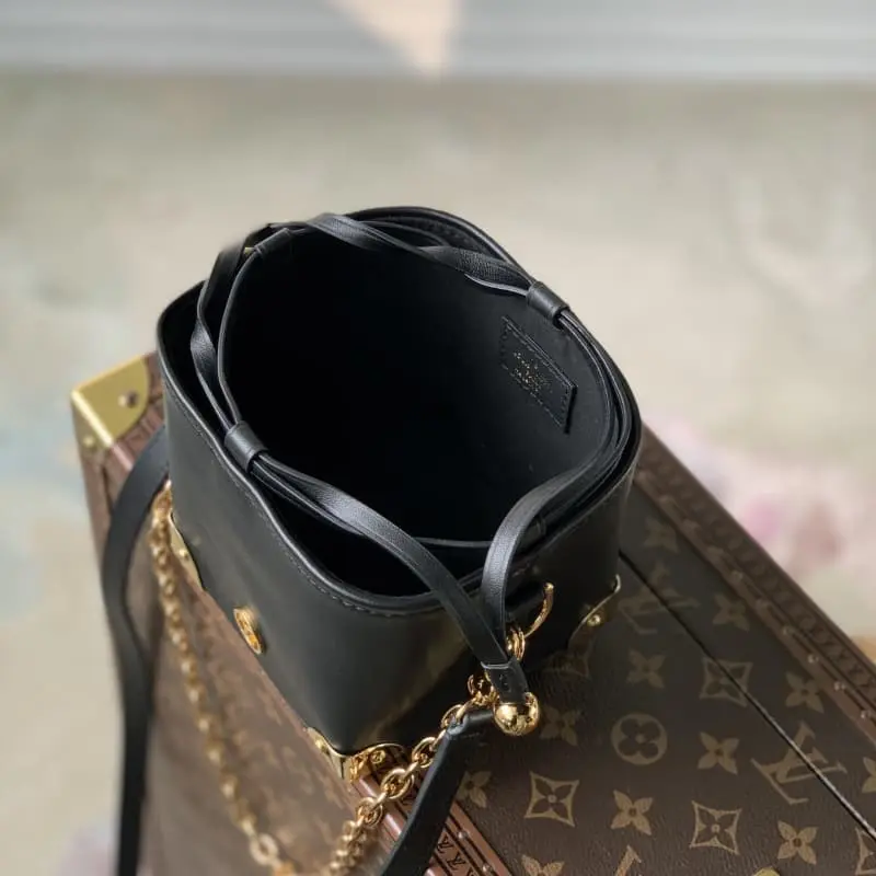 M82886 Black 11.5x11.5x11.5cm High Quality Bags - Image 7