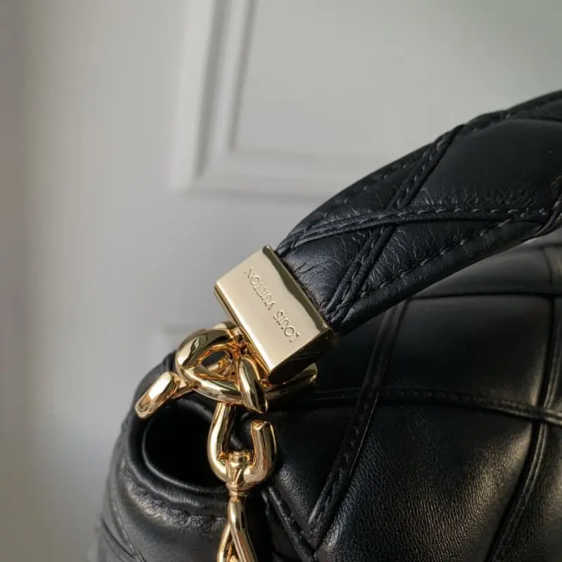 M22891 Black 23x16x10cm High Quality Bags - Image 7