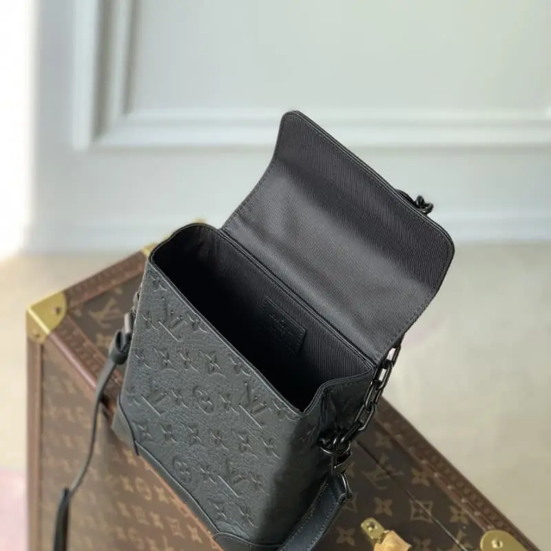 M82772 Full leather black 15x18x7cm High Quality Bags - Image 7