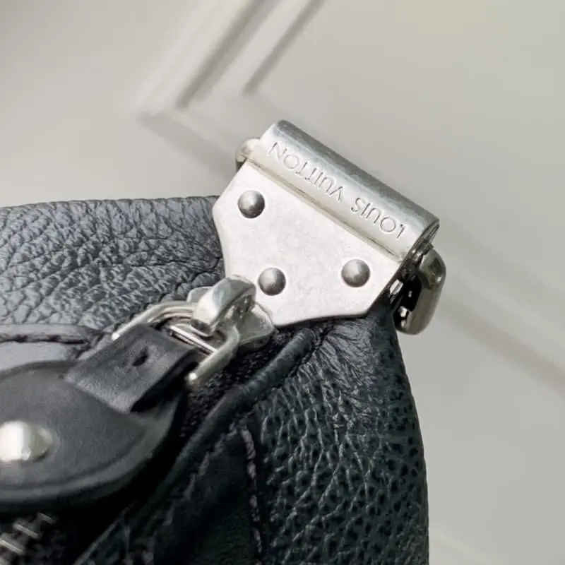 M13269 21x6x16cm High Quality Bags - Image 7