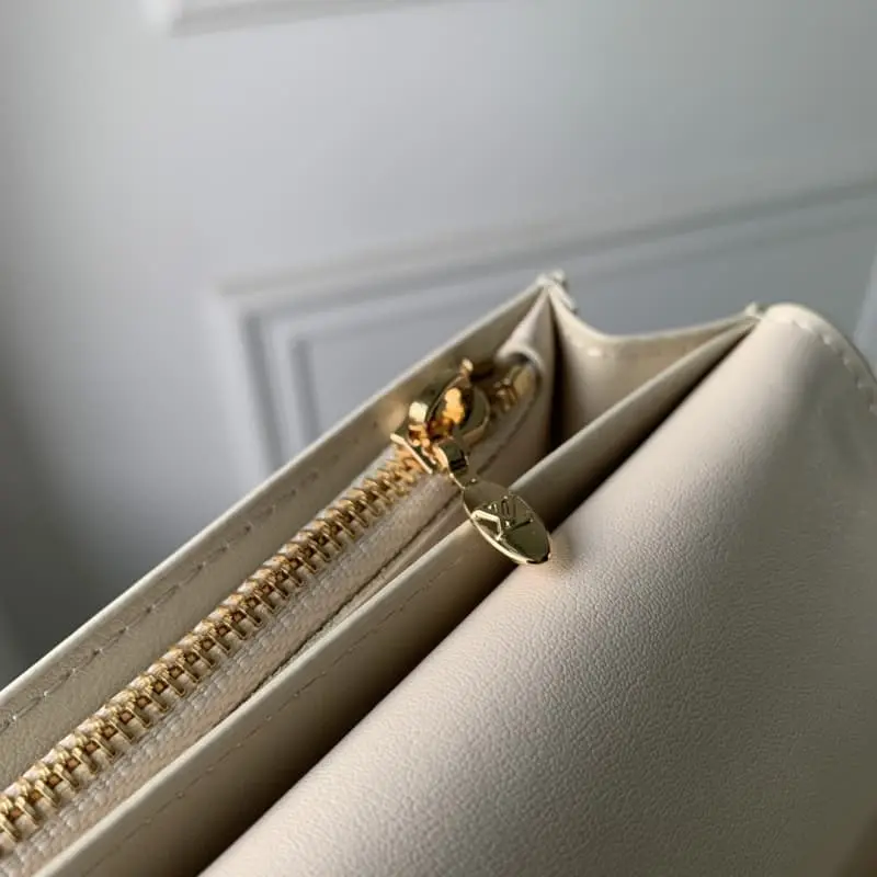 M82512 Green 10x19x1.7cm High Quality Bags - Image 7