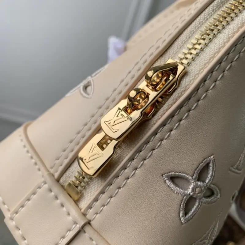 M22878 Beige 23.5x17.5x11.5cm High Quality Bags - Image 7