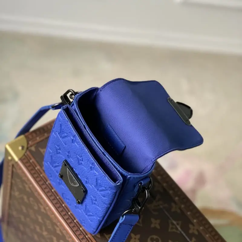 M82568 blue 12x19x7cm High Quality Bags - Image 7