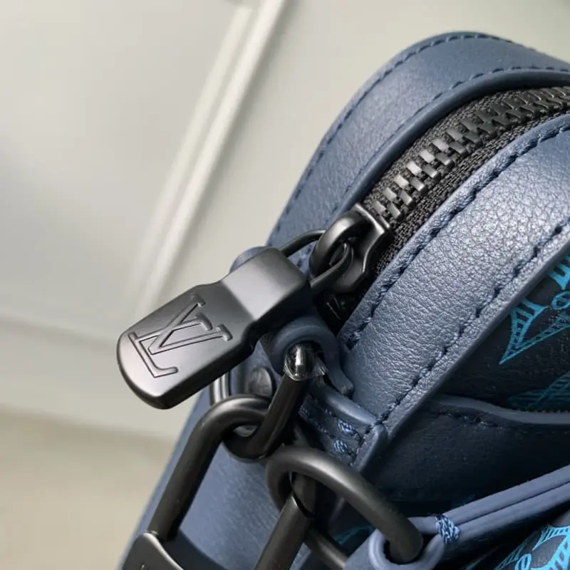 M46604 Blue 25x18.5x7cm High Quality Bags - Image 7