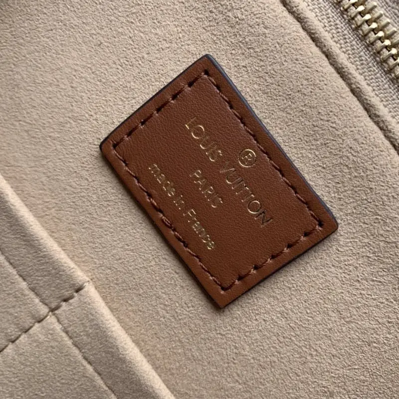 M44921 S1 41x34x19cm High Quality Bags - Image 6