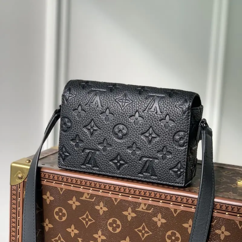 M81746 18x11x6.5cm High Quality Bags - Image 4