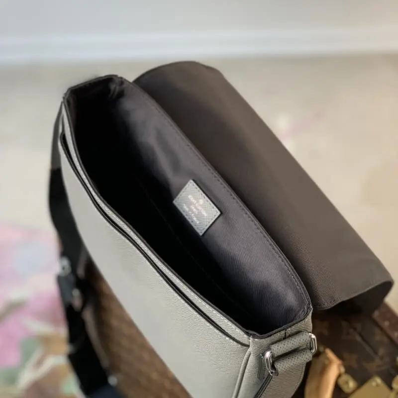 M30851 26x20x7cm High Quality Bags - Image 7