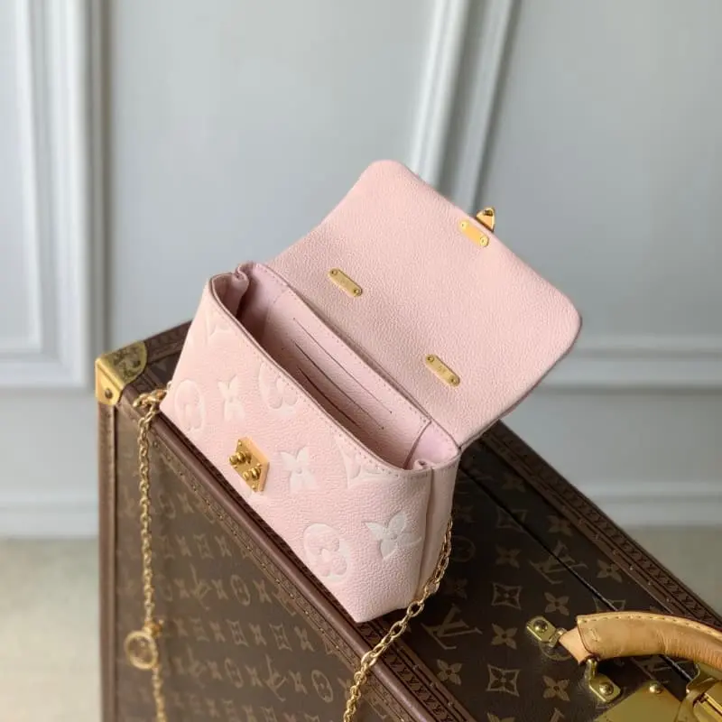 M13496 12.5x6x21cm High Quality Bags - Image 7