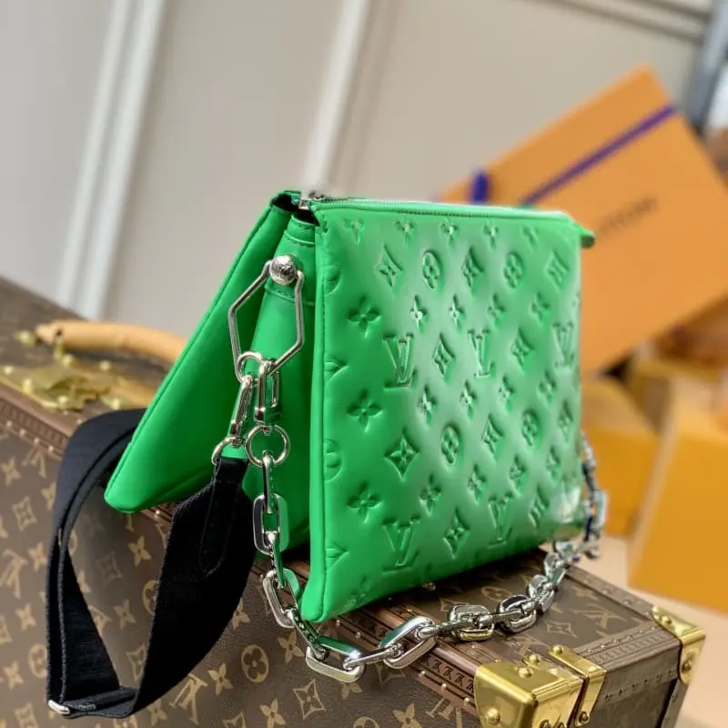 M57936 26x20x12cm High Quality Bags - Image 7