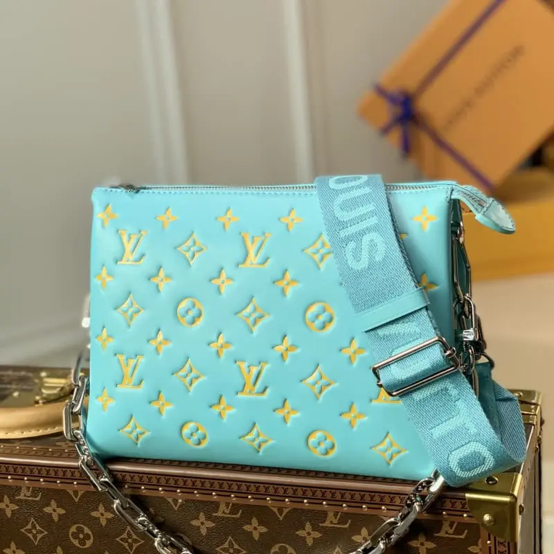 M57793 S4 26x20x12cm High Quality Bags