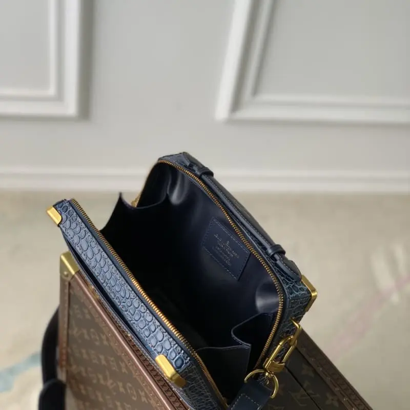 M59351 21x15x9cm High Quality Bags - Image 7