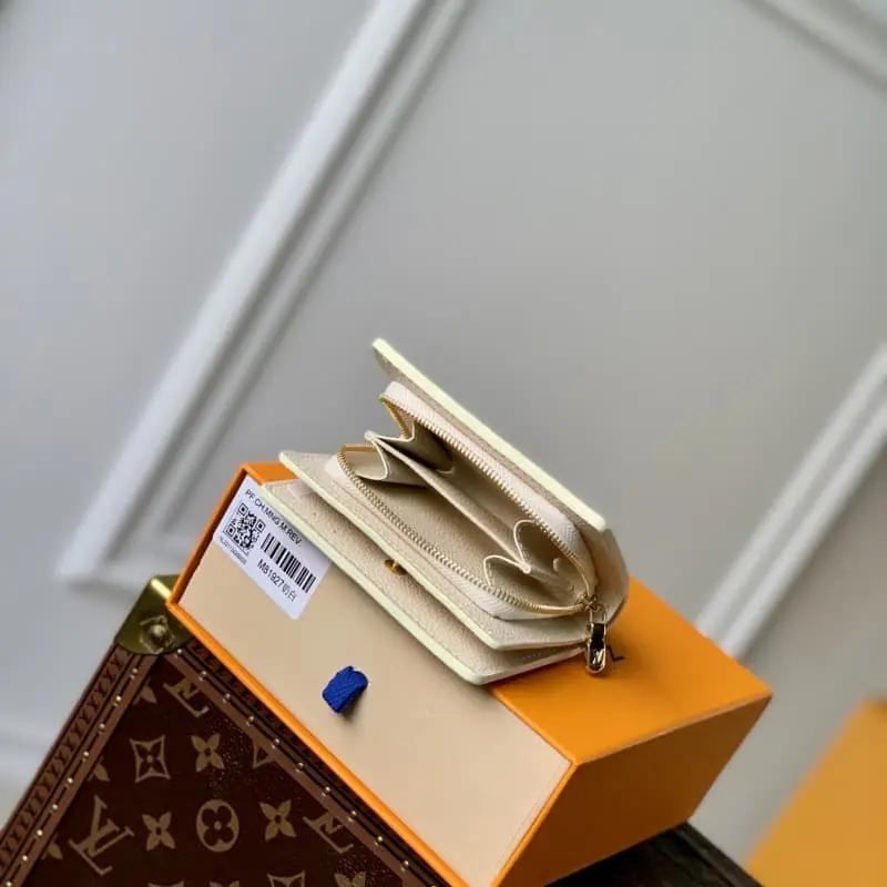 M81927 11x8.5x3.5cm High Quality Bags - Image 6