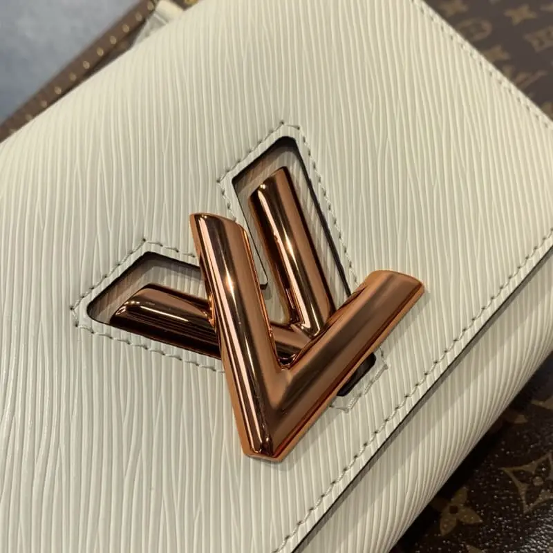 M59687 19x15x9cm High Quality Bags - Image 6