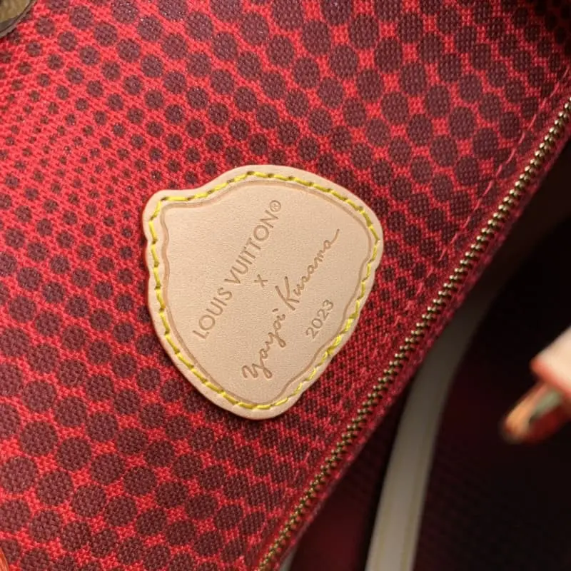 M46379 35x27x14cm High Quality Bags - Image 7