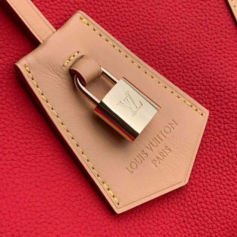 M13667 S1 25x15x18cm High Quality Bags - Image 8