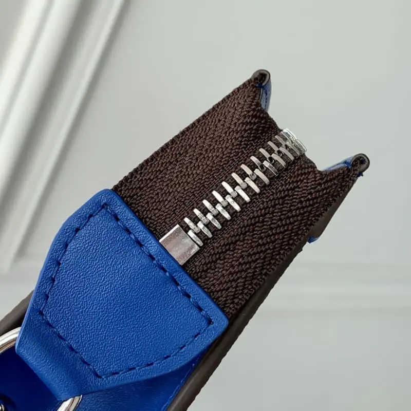 M81124 18.5x11x6.5cm High Quality Bags - Image 7